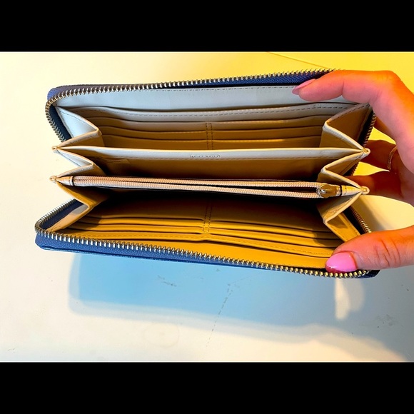 Coach wallet - Picture 3 of 3